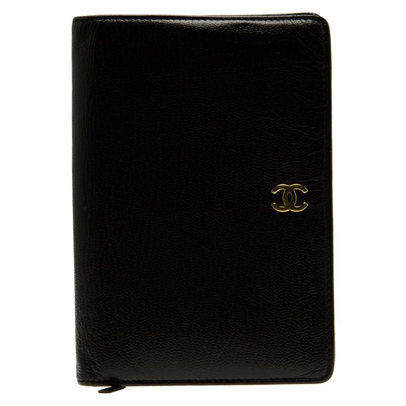 Pre Owned Chanel Black Leather CC Bi-Fold L-Yen Wallet
