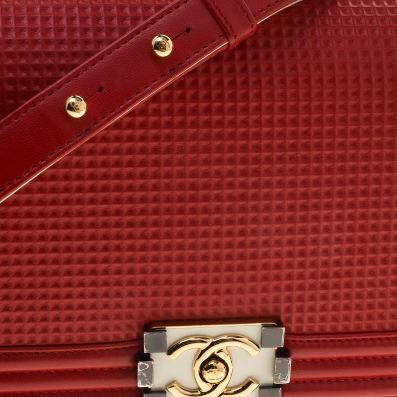 Chanel Red Cube Embossed Leather Boy Bag Medium Q6B01A3PR7002