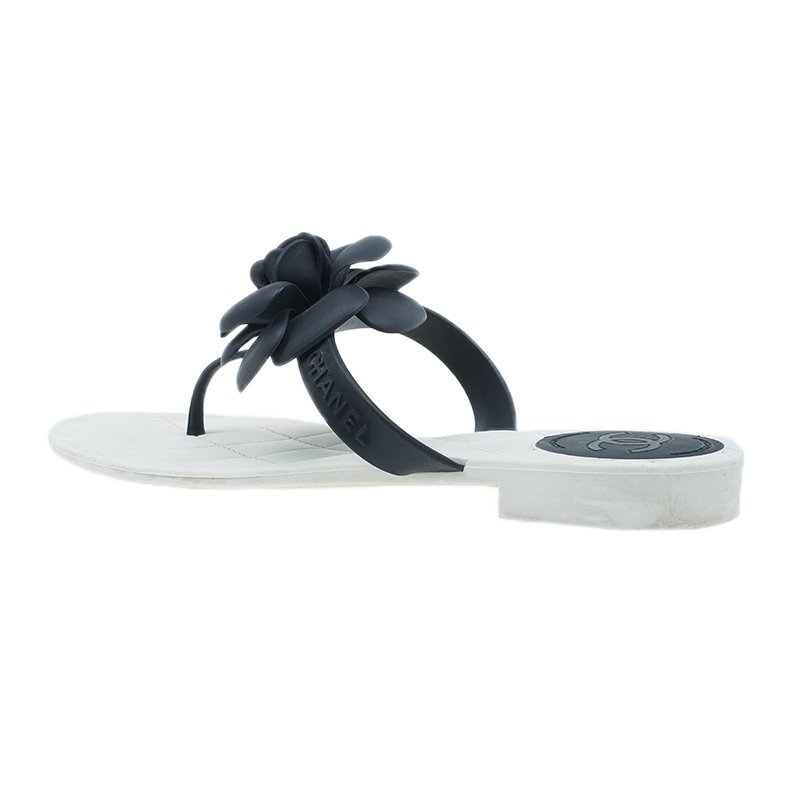 Chanel White and Black Camellia Flower Jelly Quilted Thong Sandals Size 38