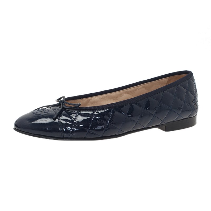 Chanel Navy Blue Quilted Leather CC Cap Toe Ballet Flats Size 41.5 Chanel
