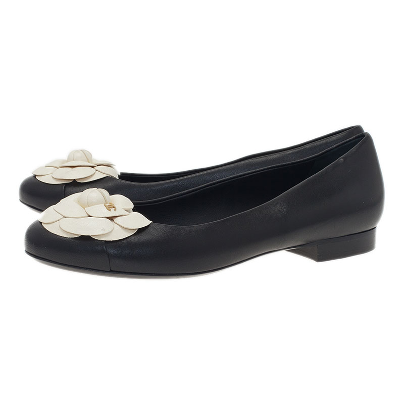 Chanel Black and White Leather Camelia Flower Ballet Flats Size 38
