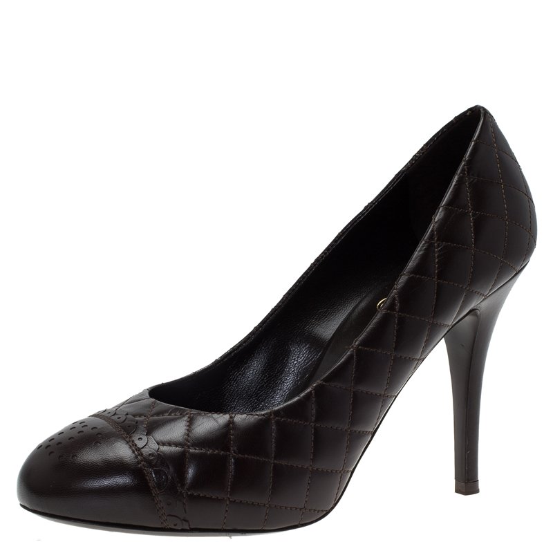 Pre Owned Chanel Brown Quilted Perforated Leather CC Pumps Size 39