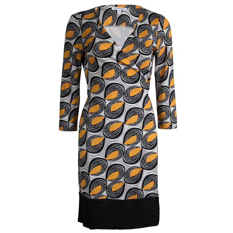 Pre Owned Diane von Furstenberg Abstract Printed Silk Naoki Wrap Dress M