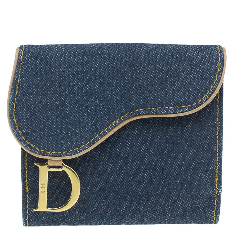 مملوكة مسبقًا Dior Blue Denim Logo Charm Wallet
