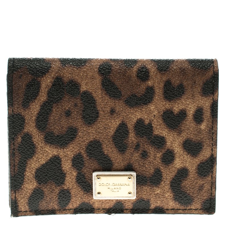 مملوكة مسبقًا Dolce and Gabbana Brown Leopard Print Leather Flap Card Holder