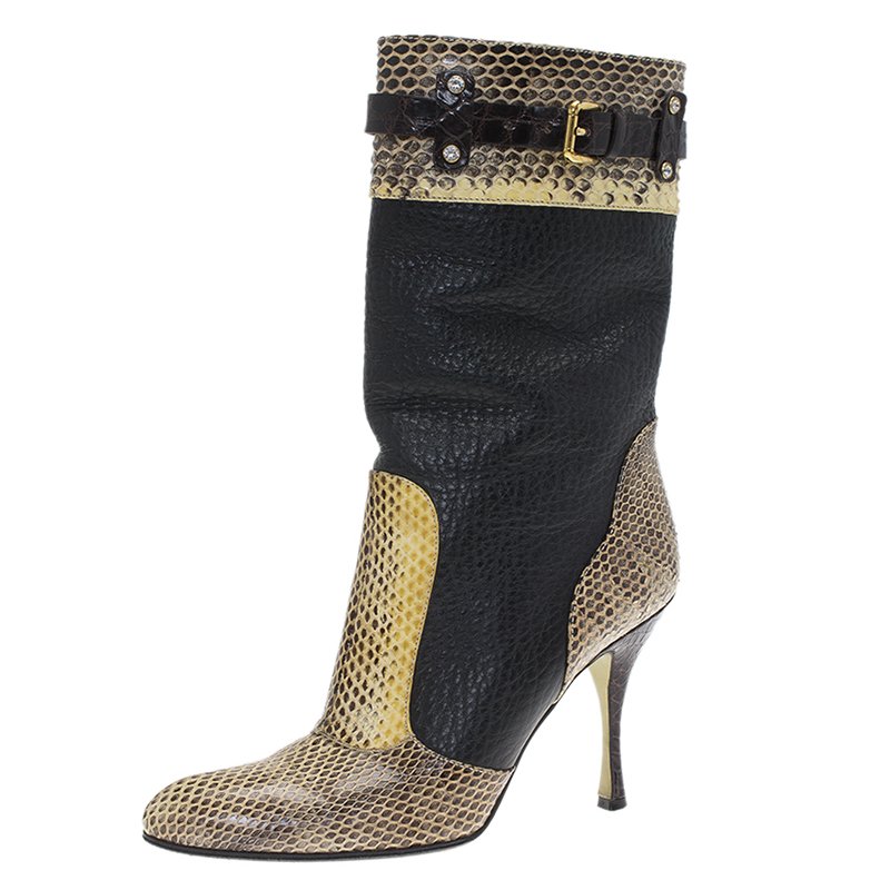 Pre Owned بوت دولتشي أند غابانا جلد ثعبان بيج وجلد أسود بطول منتصف الساق مقاس 37