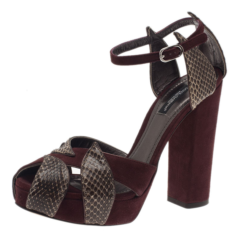 Pre Owned صندل دولتشي أند غابانا جلد سويدي أحمر داكن و جلد ذهبي مقاس 37.5