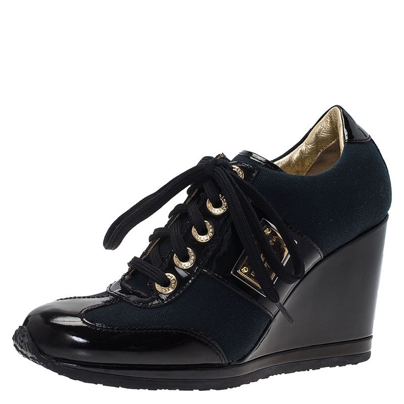 Dolce And Gabbana Black Patent Leather Navy Blue Canvas Wedge Sneakers Size 36 Tlc - Black Patent Leather Wedge Sneakers Dolce And Gabbana Black Patent Leather Navy Blue Canvas Wedge Sneakers Size 36 Tlc - Black Patent Leather Wedge Sneakers