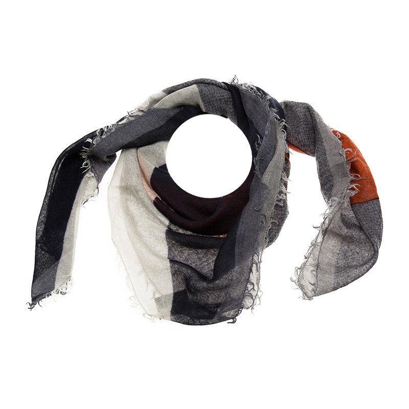 Pre Owned وشاح فندي طبع مونستر آيز متعدد الألوان كبير