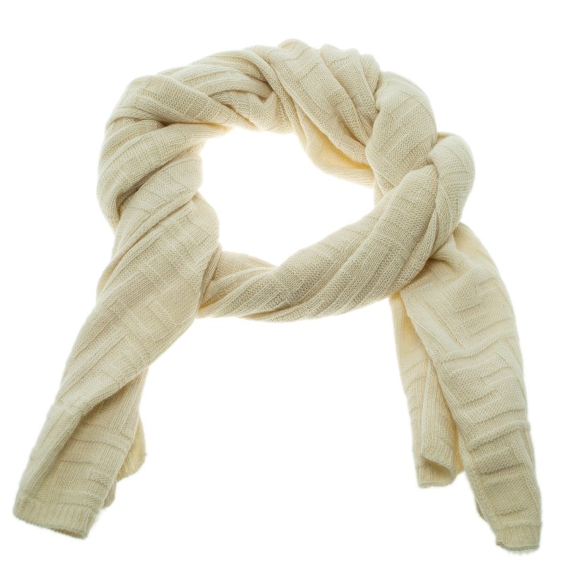 Pre Owned وشاح فندي نقش زوكا كشمير وصوف مزخرف كريمي