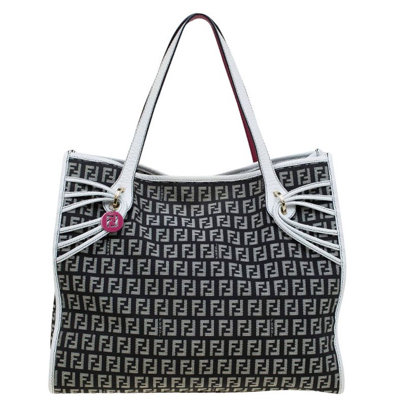 Pre Owned Fendi Black/White Zucchino Canvas Grand Shopping Tote