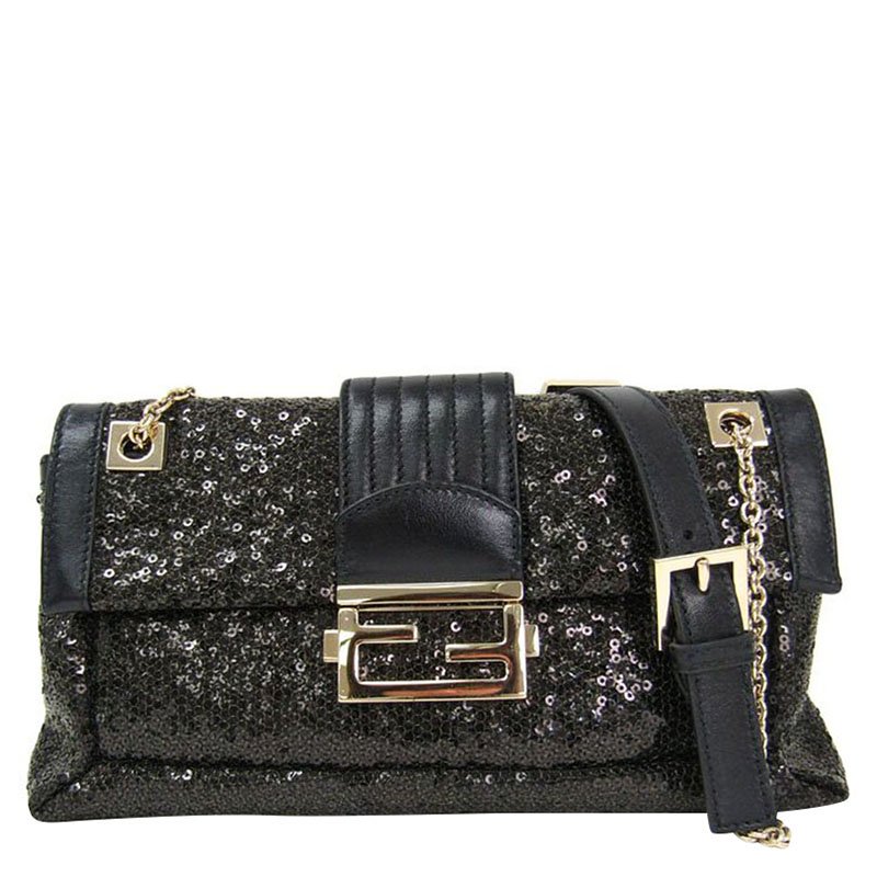 مملوكة مسبقًا Fendi Black Sequin/Leather Baguette Chain Flap Bag