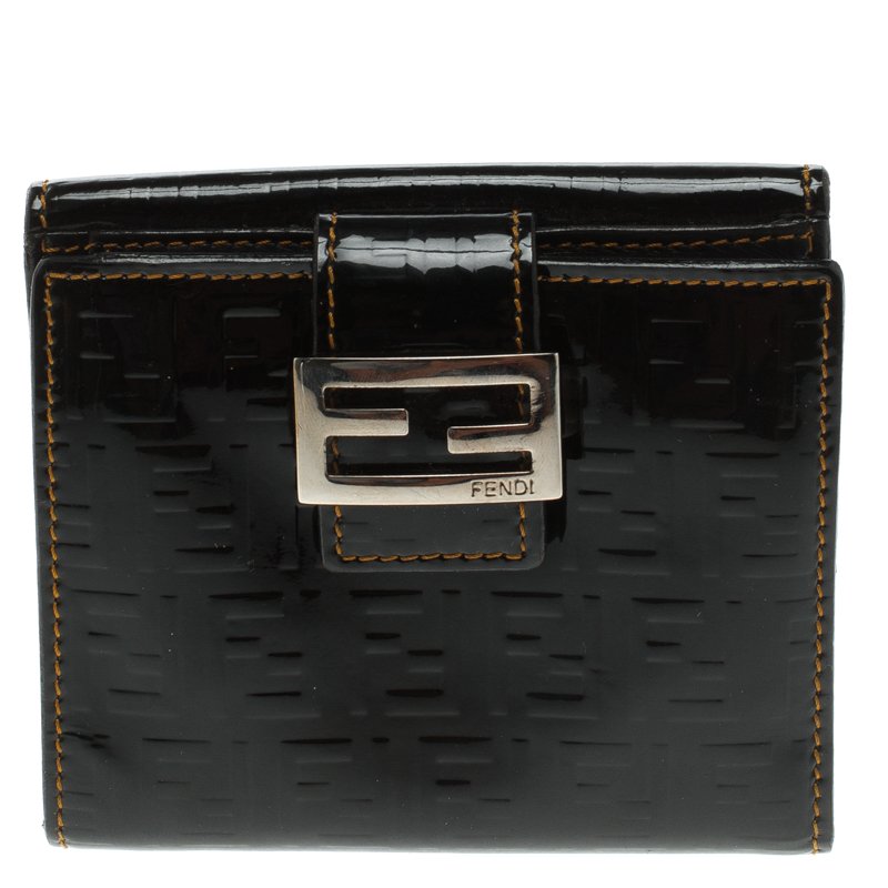 Pre Owned Fendi Black Zucchino patent Leather Compact Wallet