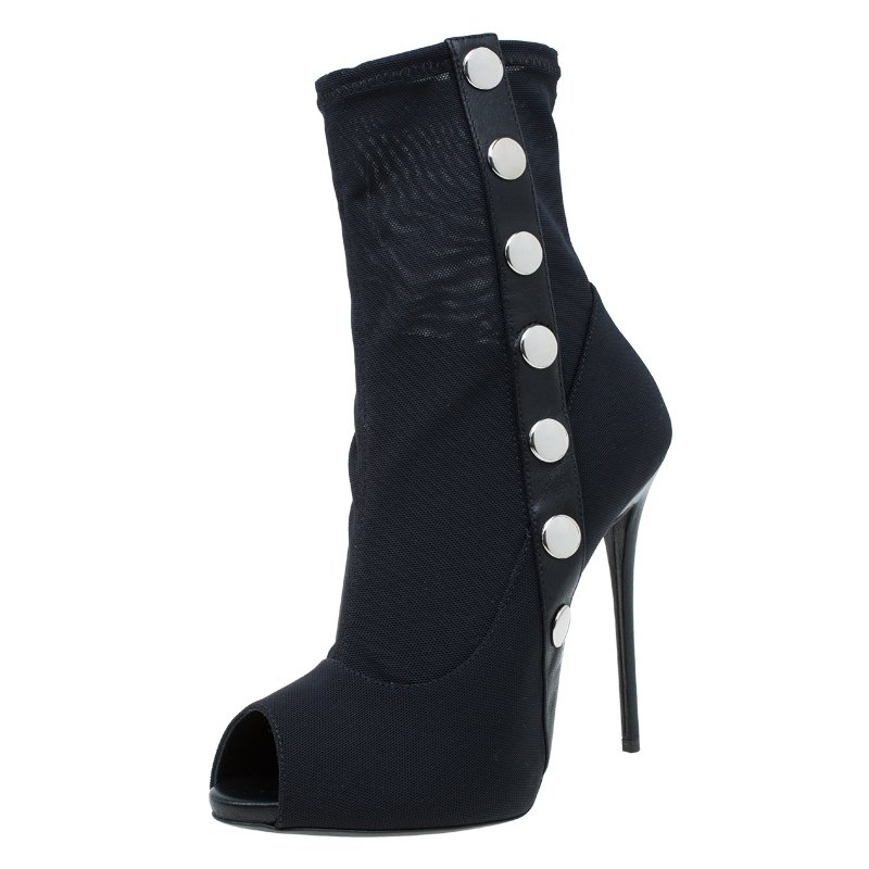 Pre Owned بوت للكاحل جوسيبي زانوتي مرصع  بمقدمة مفتوحة جلد وكانفاس أسود مقاس 39