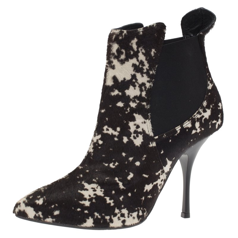 Pre Owned بوت للكاحل جوسيبي زانوتي شعر حصان مونوكرومي مطبوع مقاس 36