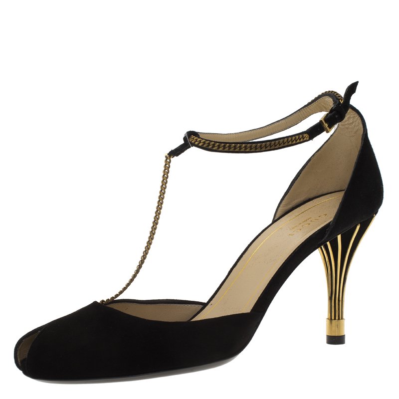 مملوكة مسبقًا Gucci Black Suede Ophelie Chain Detail Ankle Strap Sandals Size 38.5