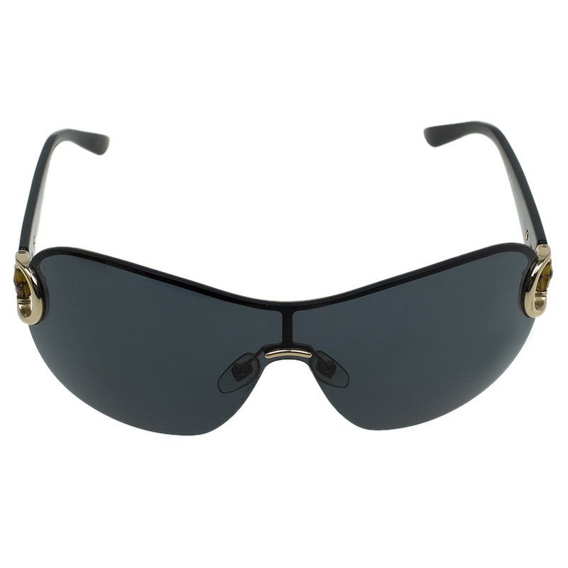 gucci shield