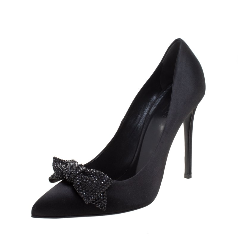 gucci black pumps with bow