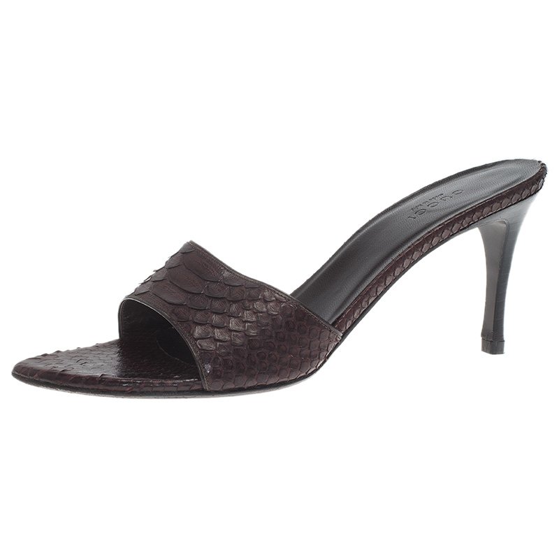 Pre Owned صندل سلايد غوتشي جلد ثعبان بني مقاس 39