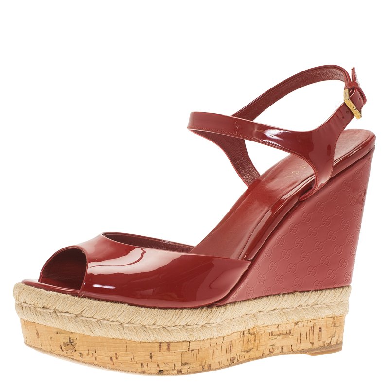 gucci red wedges