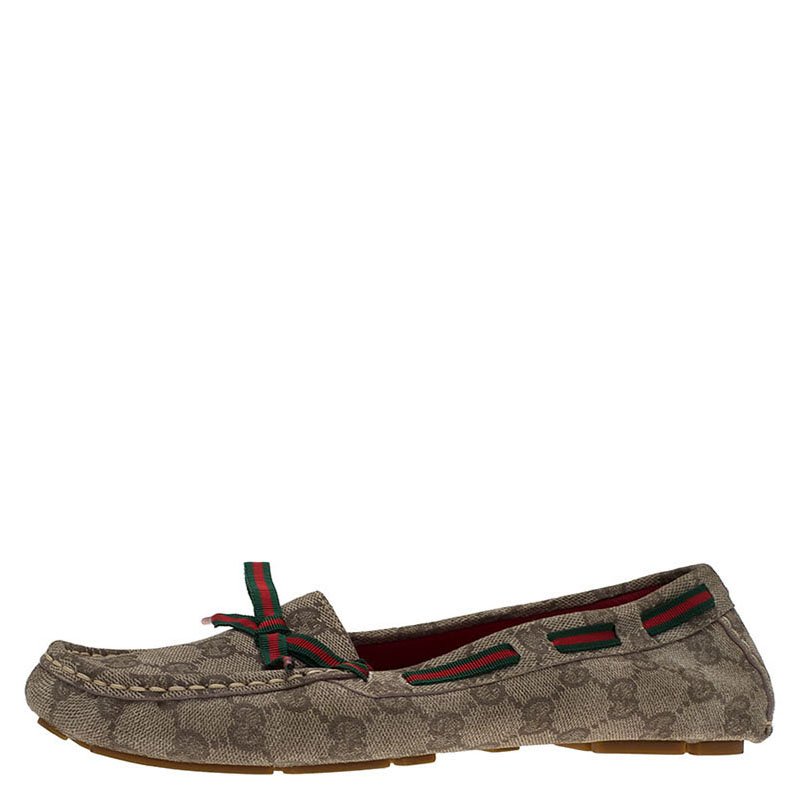 Pre Owned Gucci Beige GG Print Leather Bow Loafers Size 38