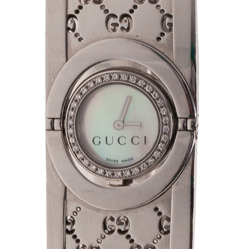 Pre Owned Gucci Mother of Pearl Stainless Steel 112 Twirl diamond Women's Wristwatch 18MM