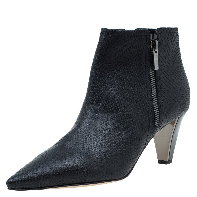 مملوكة مسبقًا Jimmy Choo Black Python Embossed Leather Lowry Ankle Boots Size 38