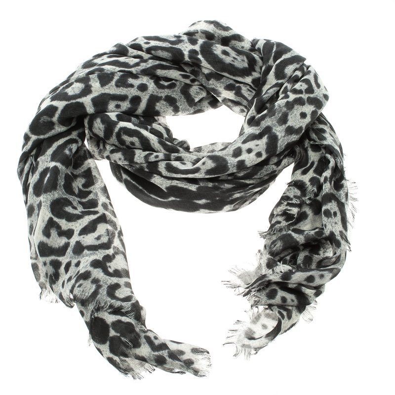 Louis Vuitton Monochrome Leopard Print Cashmere and Silk Shawl