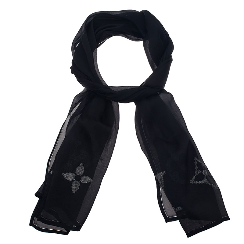 ydre nødsituation Falde sammen Louis Vuitton Black Monogram Glitter Silk Stole Louis Vuitton | TLC