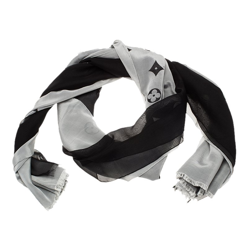 Pre Owned Louis Vuitton Black and Grey Fleur Print Stole