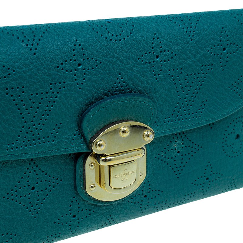 Louis Vuitton Amelia Wallet Mahina Leather Green 431652