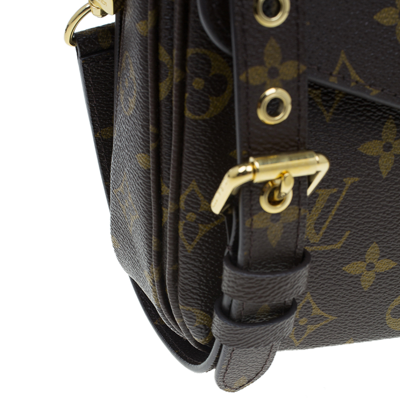 Louis Vuitton Pochette Métis Handbag