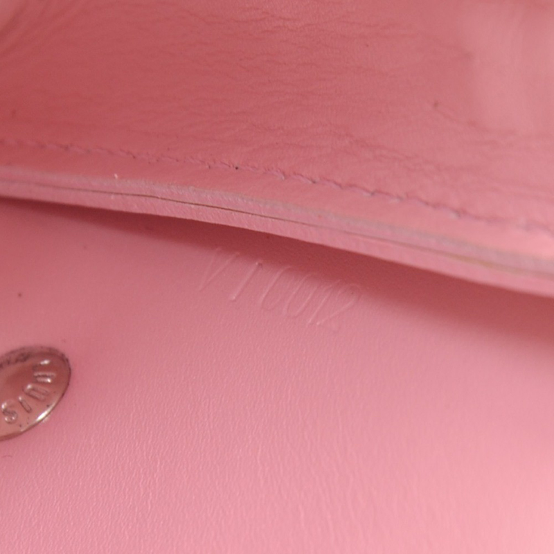 Louis Vuitton Limited Edition Baby Pink Monogram Vernis Lexington Fleurs  Accessories Pochette Bag - Yoogi's Closet