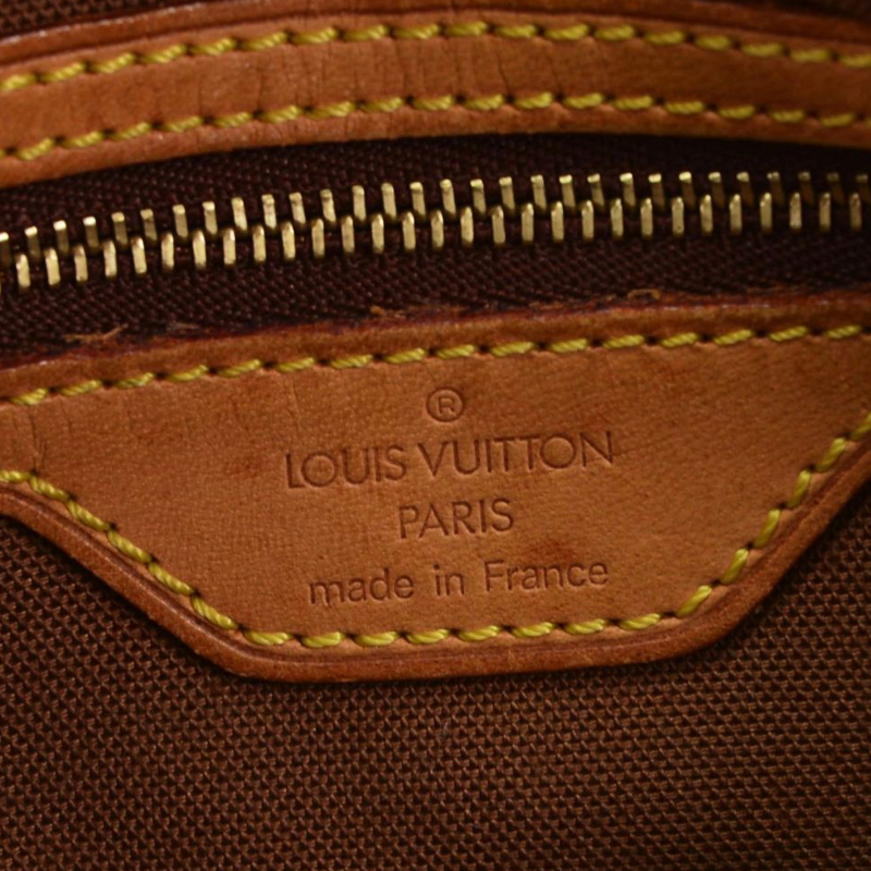 LOUIS VUITTON Monogram Trotteur Shoulder Bag M51240 LV Auth gt2164 Cloth  ref.533009 - Joli Closet