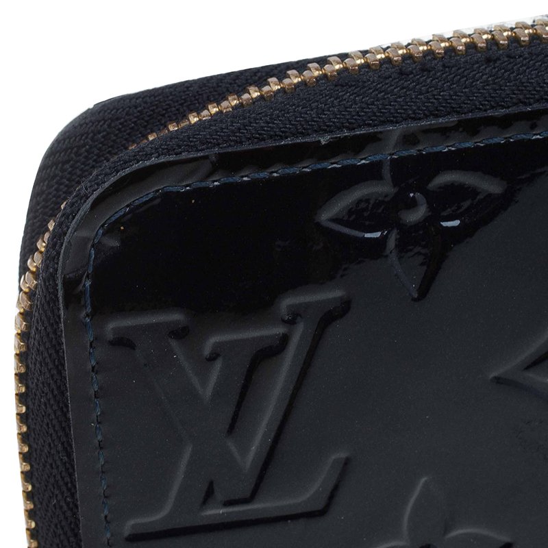 Louis Vuitton Mini Lin Navy Canvas Long International Wallet Coin Purse  Blue Cloth ref.785479 - Joli Closet