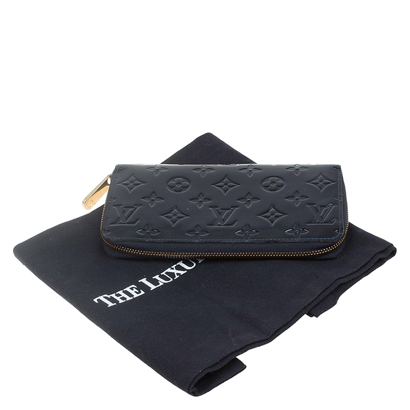 Leather wallet Louis Vuitton Navy in Leather - 29531989