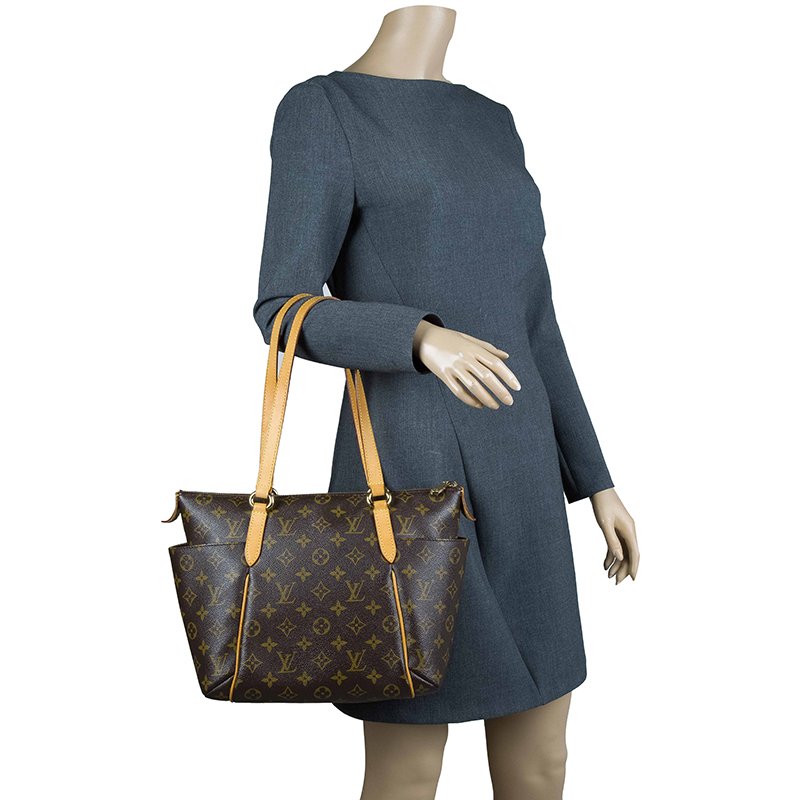 Louis Vuitton, Bags, Authentic Louis Vuitton Monogram Totally Pm