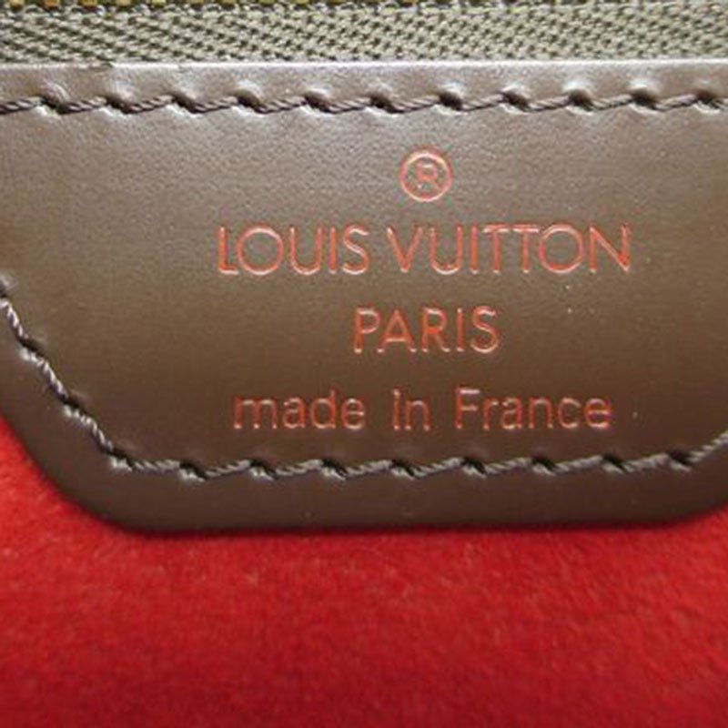 My Paris Time Square - Louis Vuitton Damier Ebene Hampstead PM Product Code  : B12132 Condition : 95% New Size: 28.5 Lx 24H x 18W cm My Paris Price : RM  2880