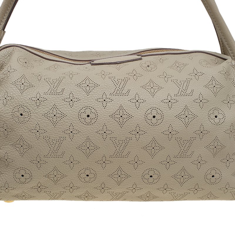 Beige Louis Vuitton Mahina Galatea MM Handbag