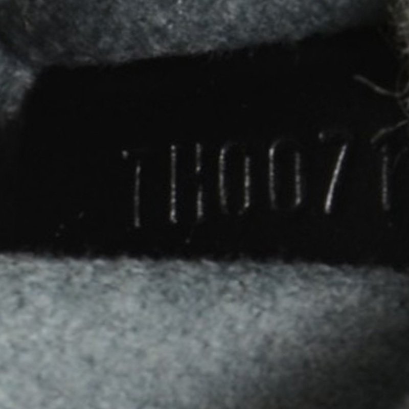Louis Vuitton Black Epi Leather Sablons Bag - Yoogi's Closet