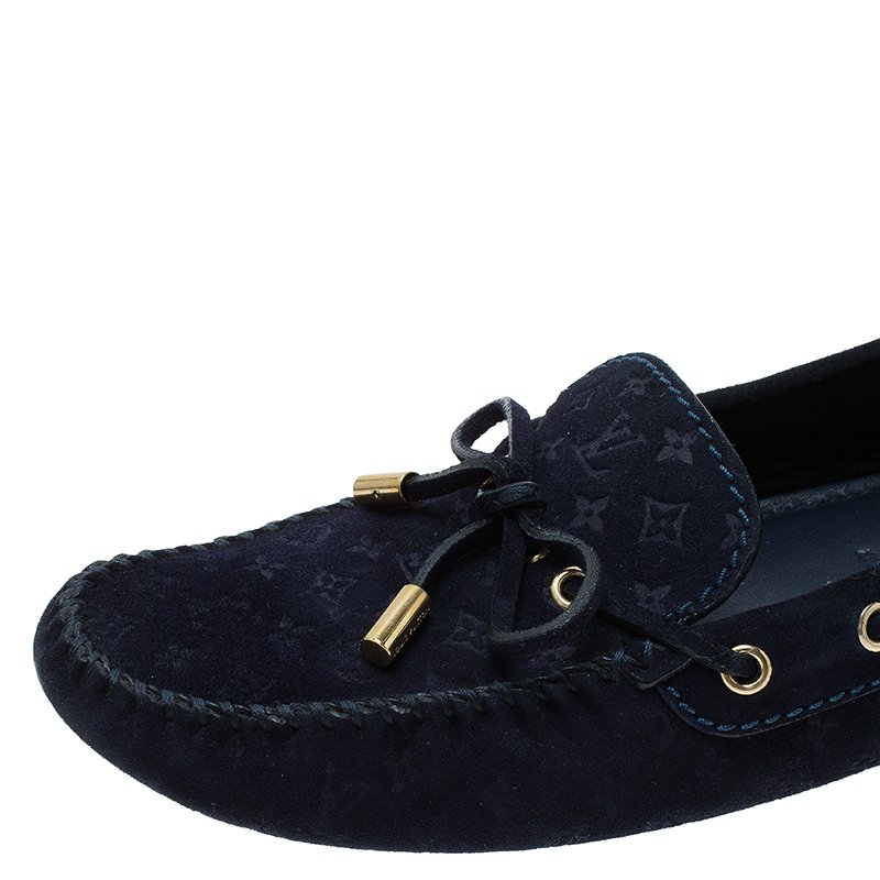 LOUIS VUITTON Navy suede studded loafers / GLORIA FLAT LOAFER T39