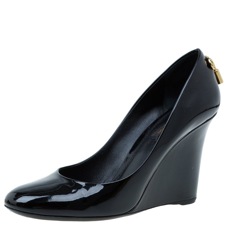 Pre Owned Louis Vuitton Black Patent Oh Really! Wedge Pumps Size 38.5
