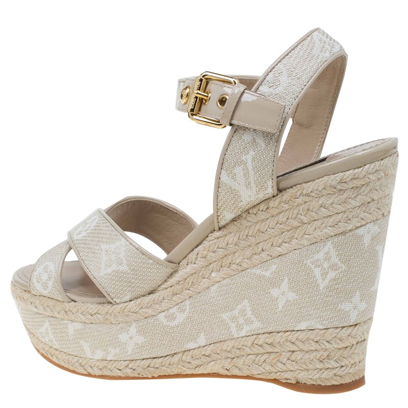 Louis Vuitton Womens Sandals 2023-24FW, Beige, Inventory Confirmation Required 42