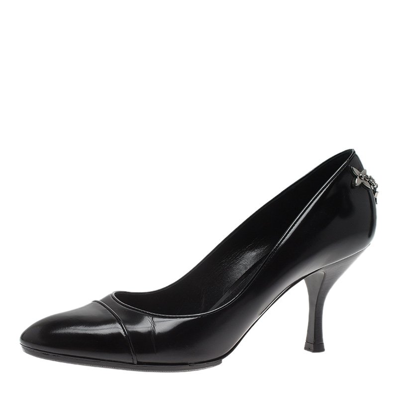 Pre Owned Louis Vuitton Black Patent Chain Link Pumps Size 39