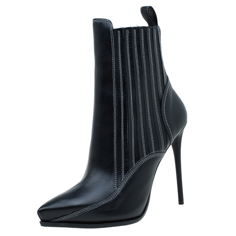 Pre Owned McQ by Alexander McQueen Black Leather Lex Chelsea Ankle Boots Size 40