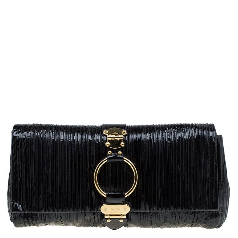 Pre Owned Miu Miu Black Patent Leather Plisse Clutch