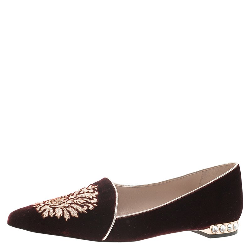 Pre Owned Miu Miu Burgundy Embroidered Velvet Embellished Heel Pointed Ballet Flats Size 36.5