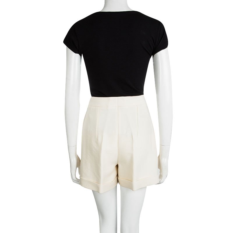 Pre Owned Oscar De La Renta Cream Wool High Waist Shorts S