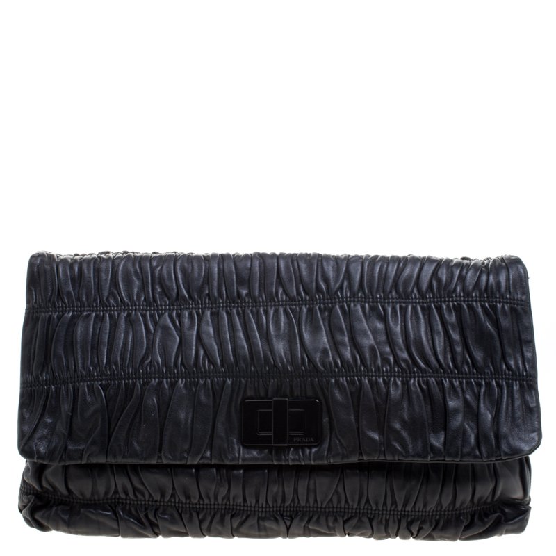 Pre Owned Prada Black Nappa Gaufre Leather Clutch