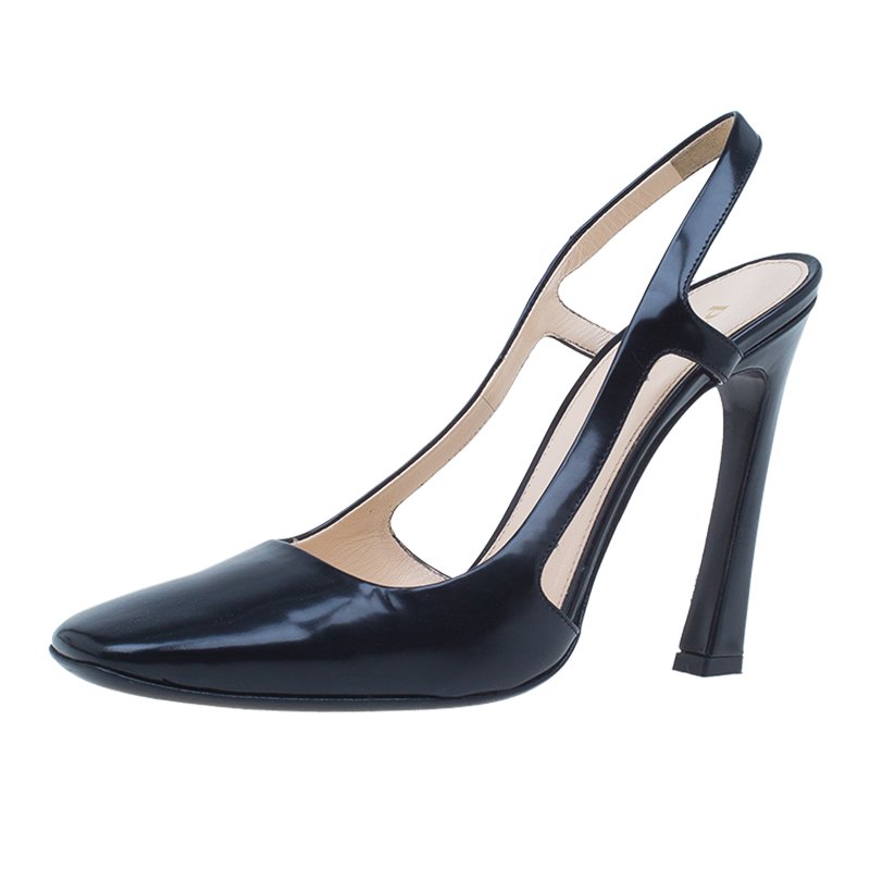 Pre Owned صندل برادا جلد أسود مقدمة مربعة حزام للكاحل مقاس 37.5